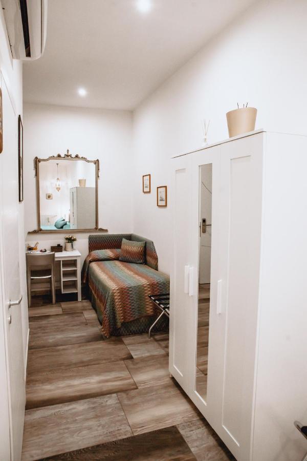 AleAndre Bed and Breakfast Foggia Eksteriør billede