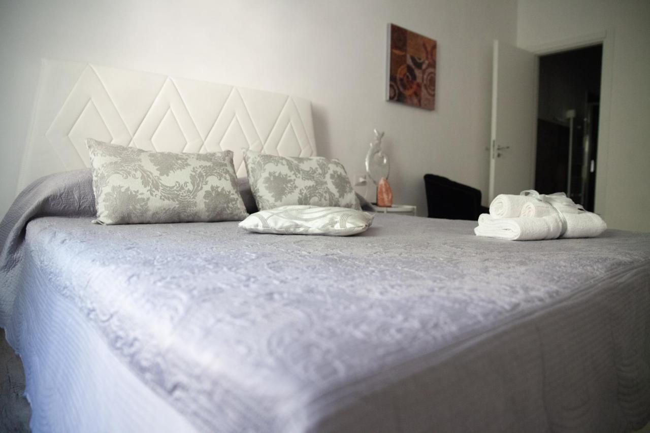 AleAndre Bed and Breakfast Foggia Eksteriør billede