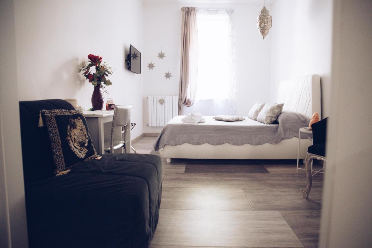 AleAndre Bed and Breakfast Foggia Eksteriør billede