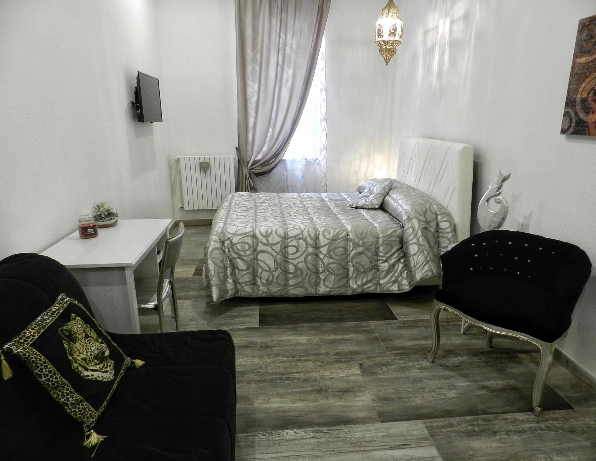 AleAndre Bed and Breakfast Foggia Eksteriør billede