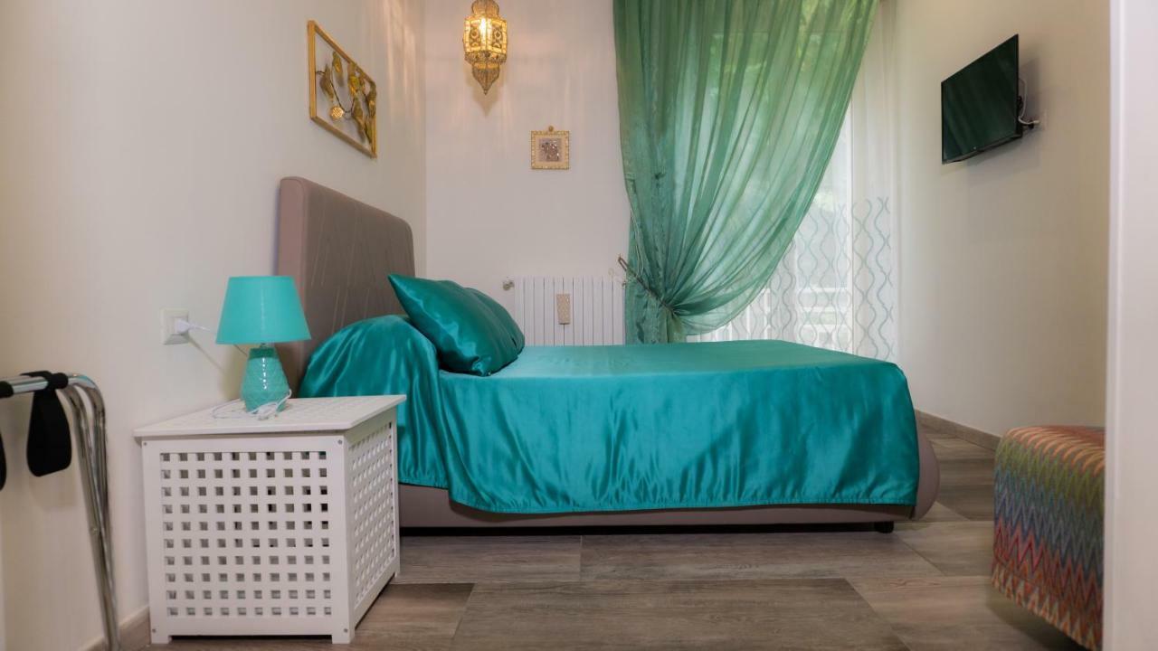 AleAndre Bed and Breakfast Foggia Eksteriør billede